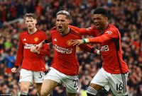 Chùm ảnh: Man Utd thắng ngược Liverpool trong trận cầu kinh điển