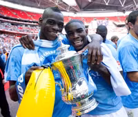 Dàn siêu xe của ngôi sao ‘lắm tài nhiều tật’ Balotelli 