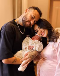 Loạt người đẹp từng ‘lướt qua cuộc đời’ ngôi sao nổi tiếng ‘sát gái’ Neymar
