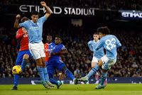Man City bị ‘nhược tiểu’ cầm hoà theo kịch bản … ‘không tưởng’