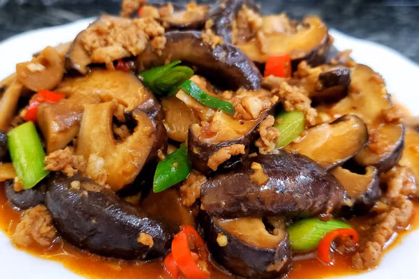 Nấm là siêu thực phẩm giàu chất chống oxy hóa, giúp giải quyết các vấn đề sức khỏe mà phụ nữ lớn tuổi thường gặp. (Ảnh: ITN).