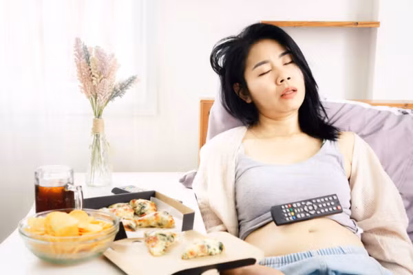 Thói quen xấu sẽ tiêu hao cuộc sống. (Ảnh: ITN).
