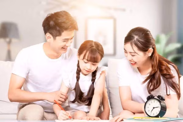 Lời nói không chỉ ảnh hưởng đến bản thân mà còn ảnh hưởng đến người khác, đặc biệt là với những đứa trẻ đang trong giai đoạn phát triển. (Ảnh: ITN).