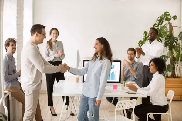 Tử vi 12 con giáp ngày 4/6: Mão có điềm báo hao tài, Ngọ công việc suôn sẻ