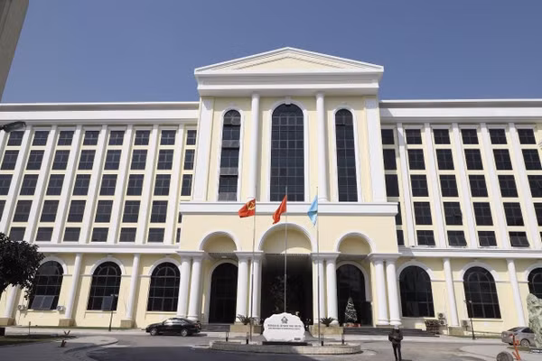 Trường ĐH Sư phạm Kỹ thuật Hưng Yên chính thức đổi tên thành Trường ĐH Công nghệ Kỹ thuật Hưng Yên