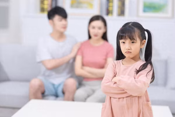3 cách cứu vãn hiệu quả khi 'vừa mắng con xong đã hối hận'