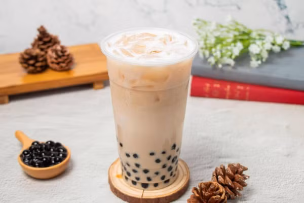 Khi uống trà sữa, ít đường mới là “chân lý”. (Ảnh: ITN)