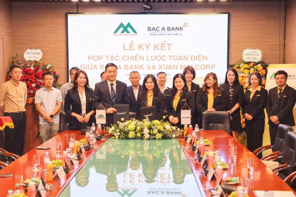Lễ ký kết hợp tác chiến lược toàn diện giữa Xuân Mai Corp và Bắc Á Bank 