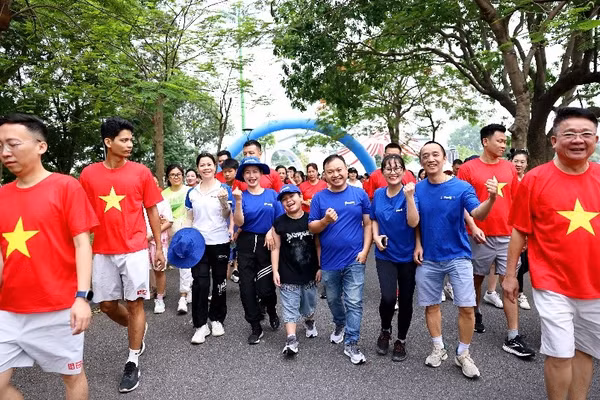 VINAMILK SURE lan tỏa lối sống khoa học từ dinh dưỡng đến vận động
