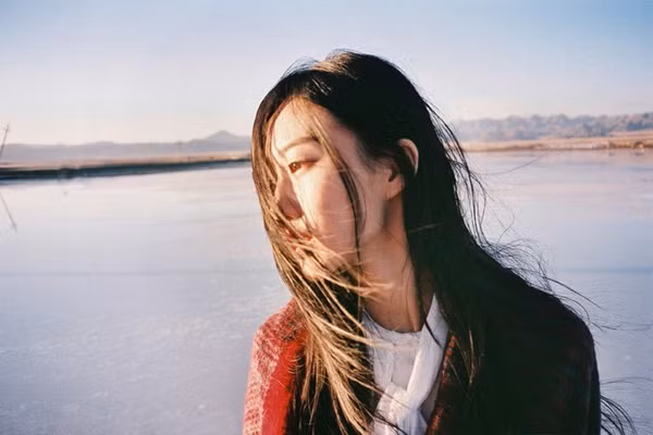 Tại sao người càng tự ti, càng thích tỏ ra mạnh mẽ?