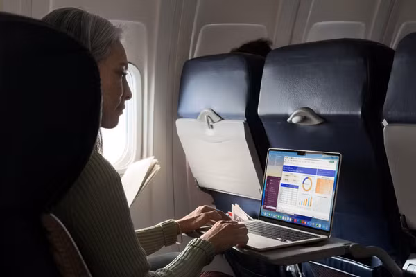 MacBook Air: 4 lý do thuyết phục người dùng “chạm tay”