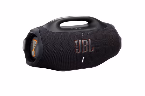 Loa JBL dùng pin và loa phải cắm điện khác nhau ra sao?