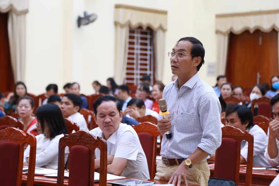 Tại hội nghị đã nhận được nhiều ý kiến đóng góp từ các cán bộ quản lý giáo dục trong việc góp phần nâng cao chất lượng giáo dục cho địa phương. Tại hội nghị đã nhận được nhiều ý kiến đóng góp từ các cán bộ quản lý giáo dục trong việc góp phần nâng cao chất lượng giáo dục cho địa phương.