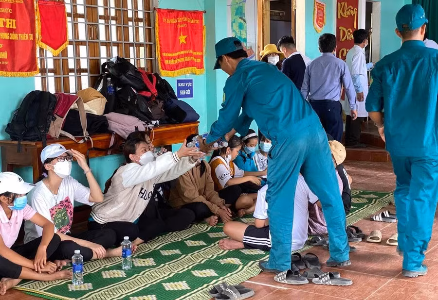 Người dân ở vùng nguy hiểm sẽ được sơ tán đến nơi an toàn trước khi bão đến.
