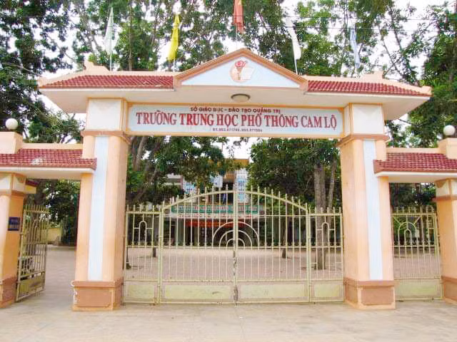 Trường THPT Cam Lộ.