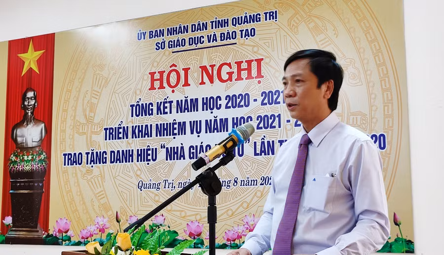 Phó chủ tịch UBND tỉnh Quảng Trị Hoàng Nam phát biểu tại hội nghị
