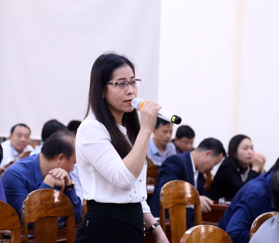 Phát biểu của đại diện phòng GD&ĐT Tp. Đồng Hới trong công tác triển khai vệ sinh phòng chống dịch bệnh tại các trường học. Phát biểu của đại diện phòng GD&ĐT Tp. Đồng Hới trong công tác triển khai vệ sinh phòng chống dịch bệnh tại các trường học.