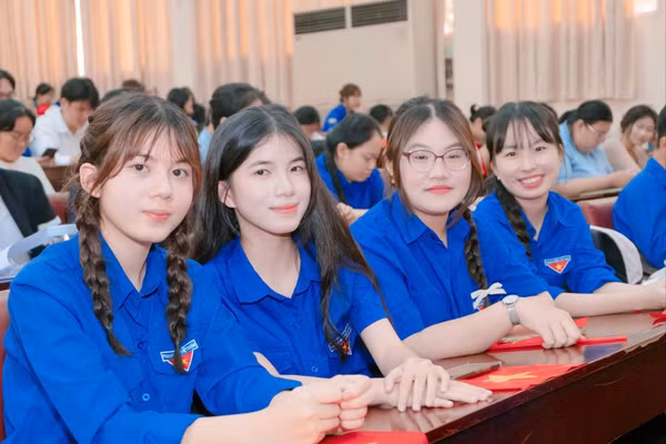 Sinh viên Phân hiệu Học viện Hành chính và Quản trị công tại TPHCM. 