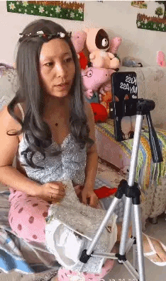 Soái ca, soái tỷ TikTok bị lộ ảnh qua cam thường "đẹp đến... xuất quỷ" ảnh 29