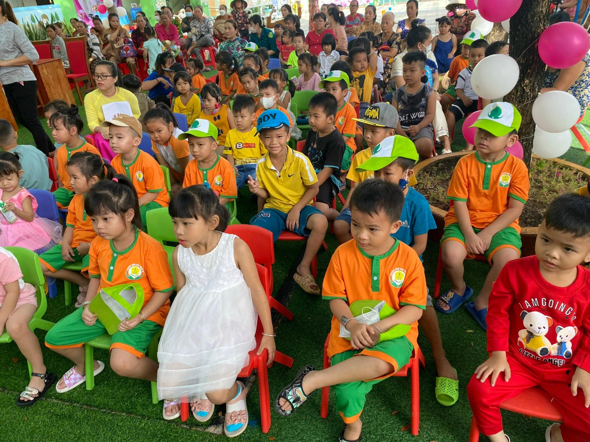 Trẻ Mầm non Thạnh An trong ngày khai giảng năm học mới.