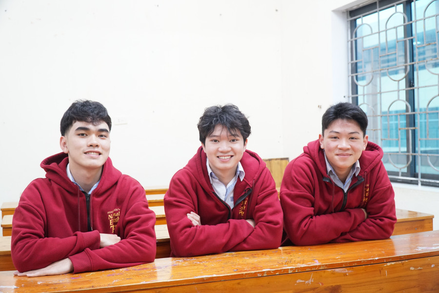 3 nam sinh Trần Nhật Nam, Nguyễn Phước Hải Khánh, Nguyễn Quang Minh. Ảnh: Hồ Lài