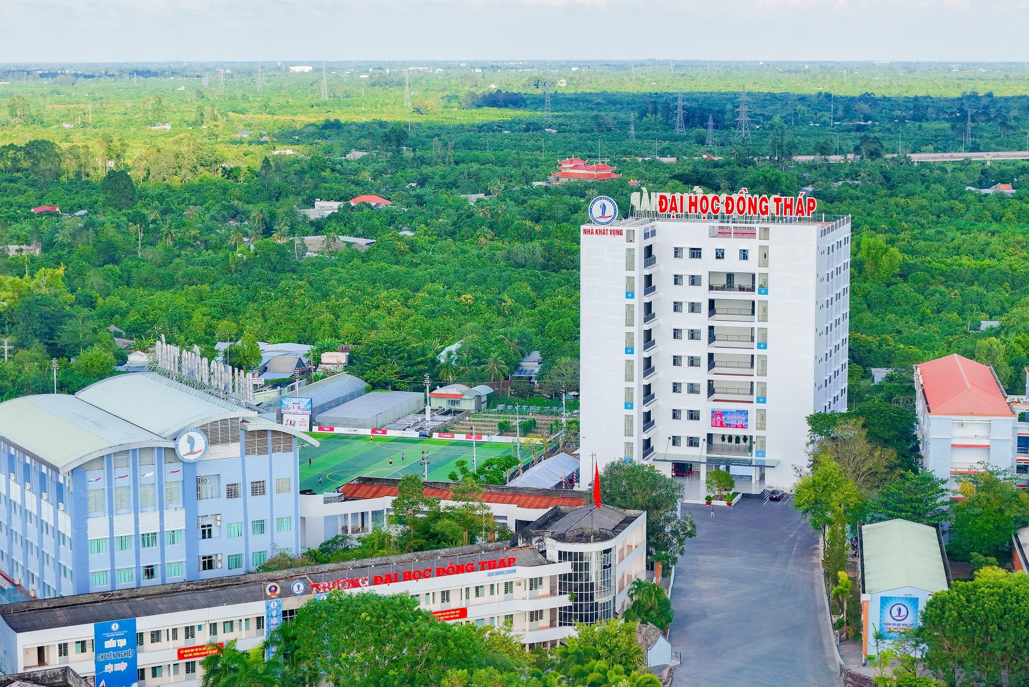 Tòa nhà Khát vọng - Trường Đại học Đồng Tháp.