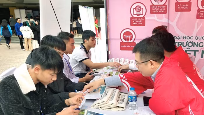 Đổi mới truyền thông giáo dục nghề nghiệp từ trường học