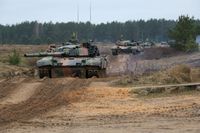 Nhóm tác chiến mạnh với xe tăng PT-91 đang tiến về Zaporozhye