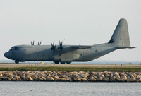 Không lực Hoàng gia Anh chia tay huyền thoại C-130 Hercules