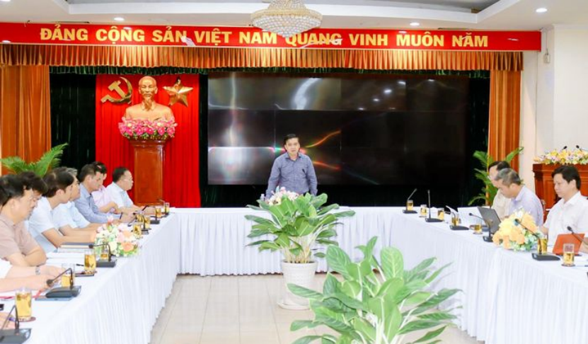Ông Hồ Văn Hà, Phó Chủ tịch UBND tỉnh Đồng Nai phát biểu kết luận buổi làm việc. (Ảnh: Báo Đồng Nai).
