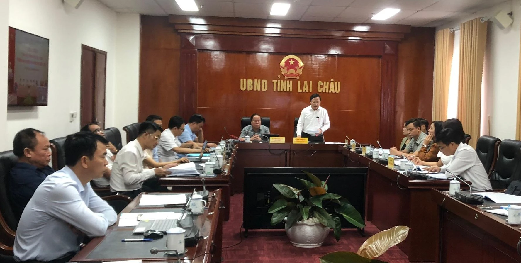 Ông Đinh Trung Tuấn - Giám đốc Sở GD&amp;ĐT Lai Châu phát biểu tại Hội nghị
