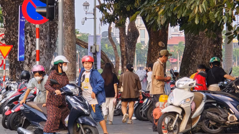Theo thống kê sơ bộ, chỉ riêng ngày 4/4 có hơn 3.000 người đến tham quan bảo tàng. Cũng là thời điểm đông nhất từ khi mở cửa. 20250406-162352.jpg
