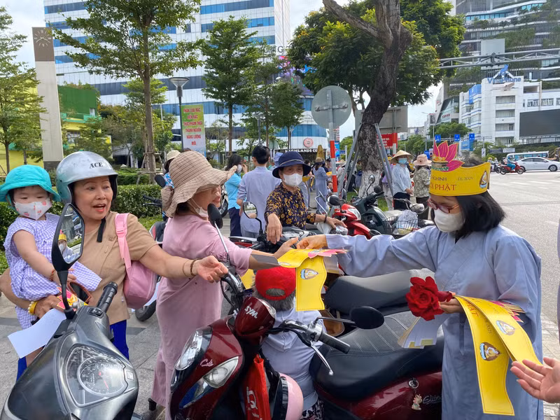 Phát miễn phí cờ, băng đeo. df7f923029639d3dc47259.jpg