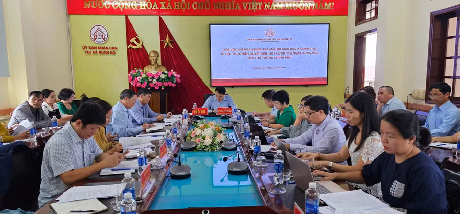 Buôn Hồ.jpg