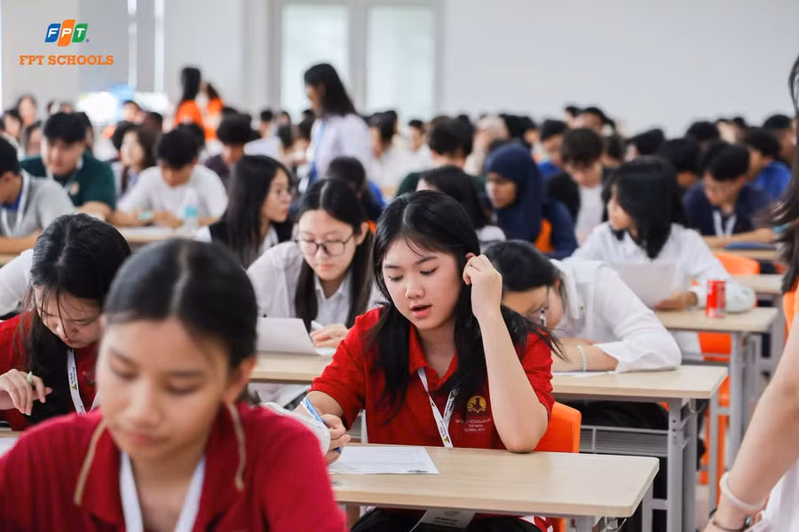 Lê Uyên Khánh Mai tham gia tại World Scholar’s Cup 2026. anh-3.jpg