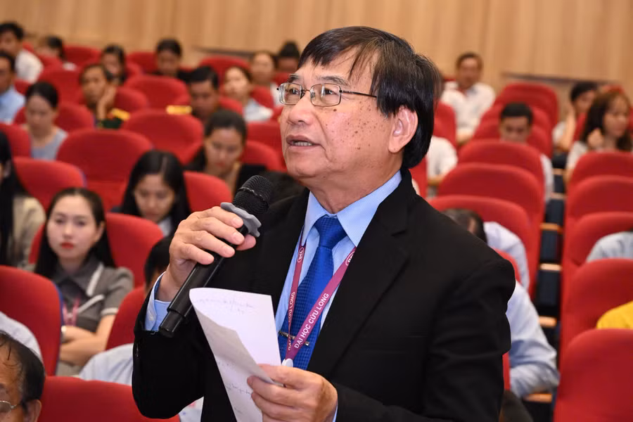 dhcl-hoi-thao-ai-4.jpg