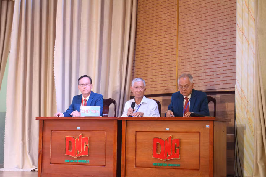dn-nam-ct-hoi-thao-5.jpg