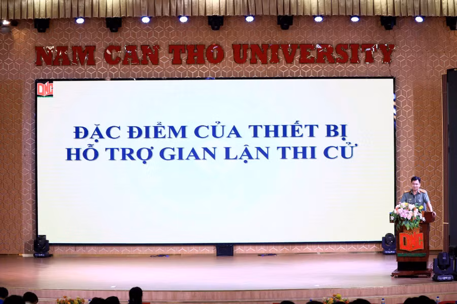 Lãnh đạo Phòng An ninh chính trị nội bộ (Công an TP Cần Thơ) tập huấn tại Hội nghị.