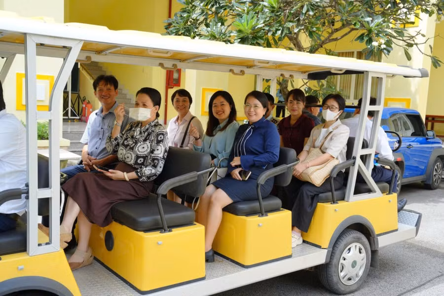 Tham quan khuôn viên Đại học Trà Vinh bằng xe điện. dh-tra-vinh-diem-du-lich-3.jpg