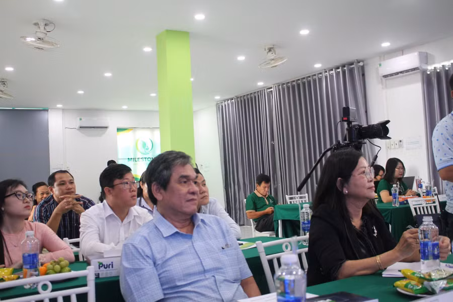 hoi-thao-stem-3.jpg