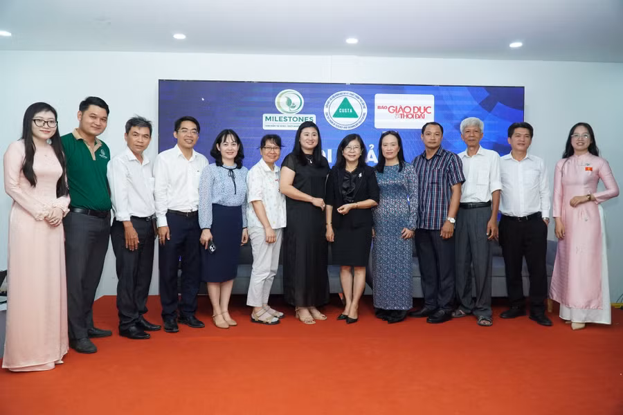 hoi-thao-stem-12.jpg
