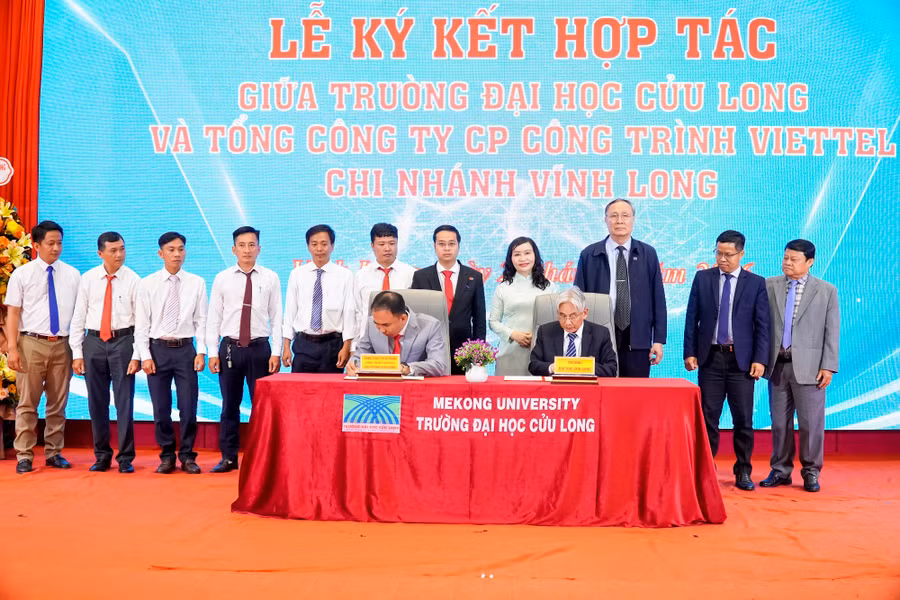 dhcl-ky-ket-viettel-3.jpg