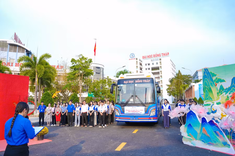 chuyen-xe-mua-xuan-1.jpg