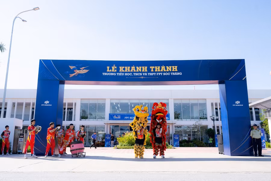 khanh-thanh-fpt-school-soc-trang-2.jpg