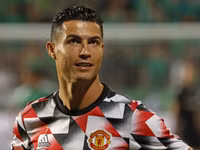 Thủ môn Man United chỉ ra cầu thủ vĩ đại nhất thế giới