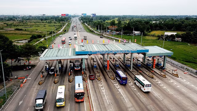 Trạm thu phí cáo tốc Trung Lương- Tp. HCM