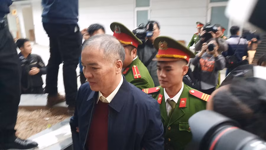 Lê Nam Trà