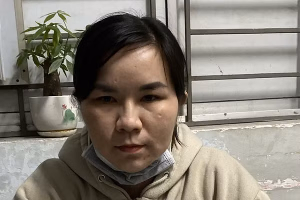 Nguyễn Thị Thanh Tuyền, người giật xấp vé số của bé trai ở Tây Ninh. (Ảnh: Công an Tây Ninh).