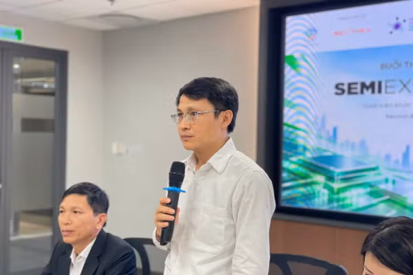 Ông Võ Xuân Hoài, Phó Giám đốc Trung tâm Đổi mới sáng tạo Quốc gia (Bộ Tài chính) chia sẻ tại sự kiện. Ảnh: Hà An.