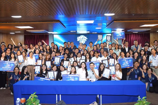 Sinh viên ngành Digital Marketing của Trường Đại học Hoa Sen tại một sự kiện. Ảnh: HSU.